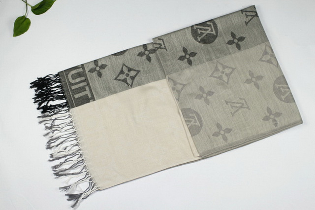 Iv brand scarf 39